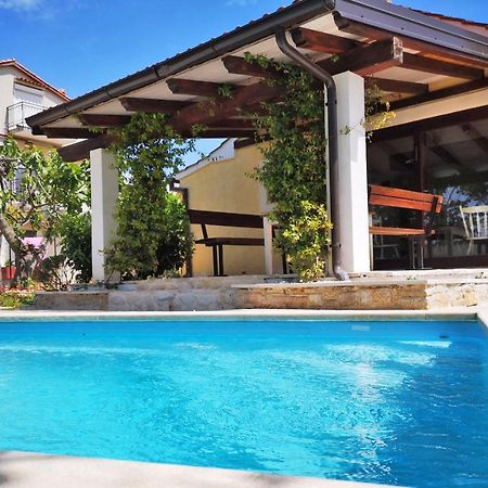 Rustic House With Private Swimming Pool Villa Pula Luaran gambar